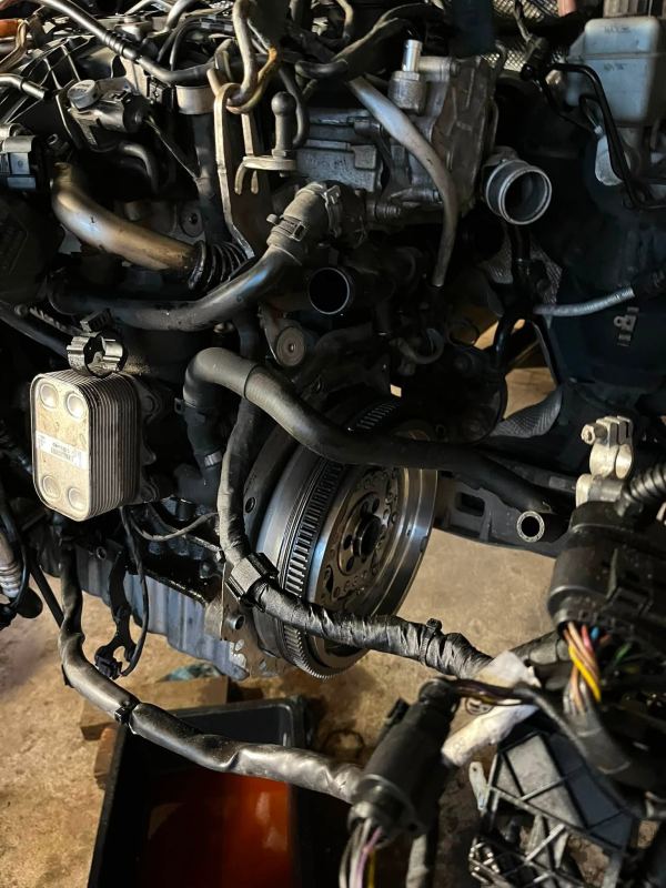 Volkswagen 2.0 TDI sankabos keitimas – Volkswagen 2.0 TDI – nuotrauka 5